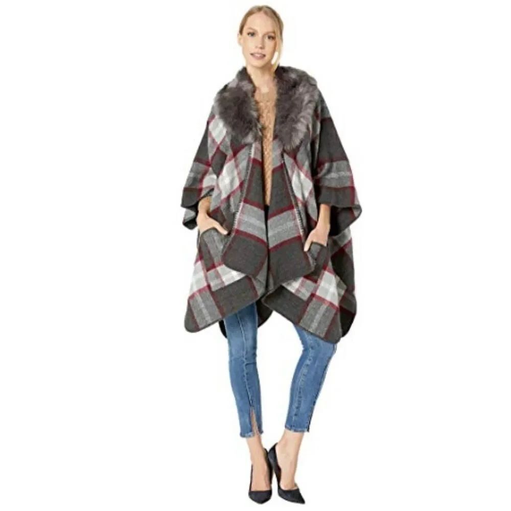 NWT Steve Madden Plaid Classic Ruana, Cape, Poncho with Faux Fur CollarโOne Size